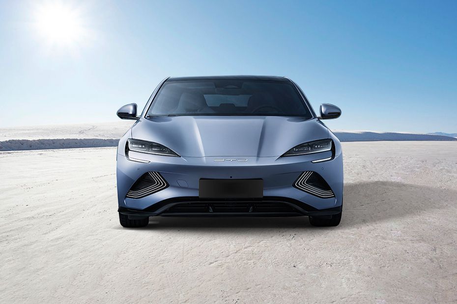 Full Front View of Atto 4