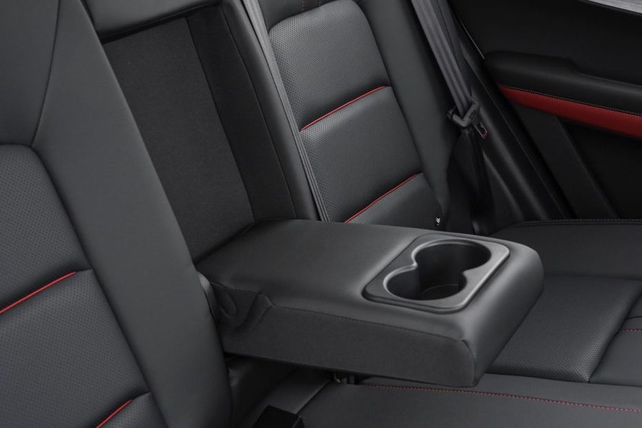 TIGGO 4 PRO Cup Holders