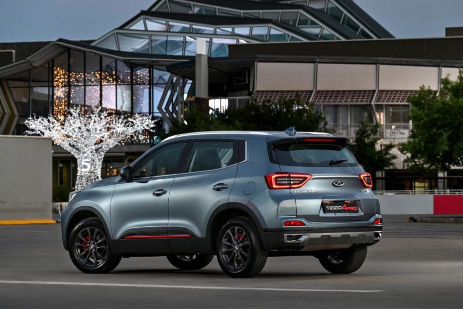 Rear Cross Side View of CHERY TIGGO 4 PRO