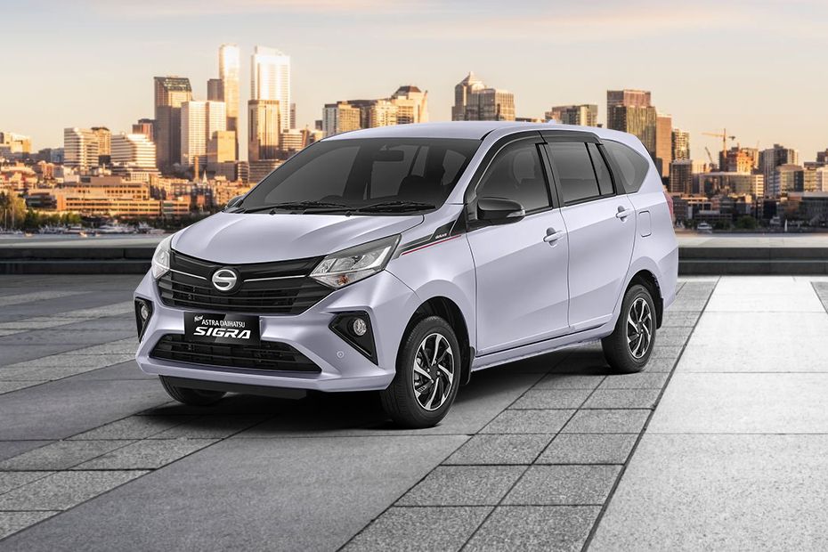 Daihatsu Sigra Front Side View
