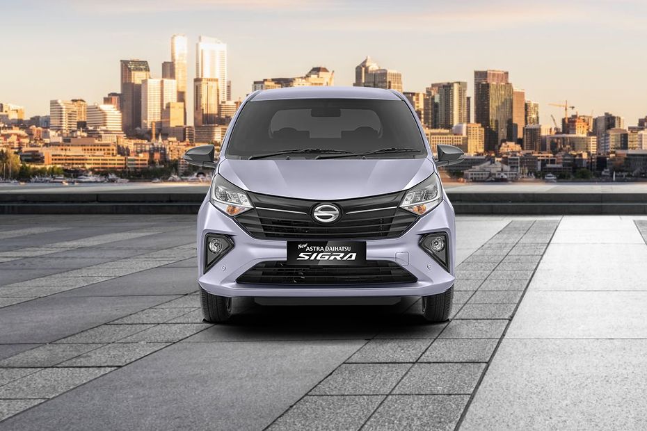 Full Front View of Sigra