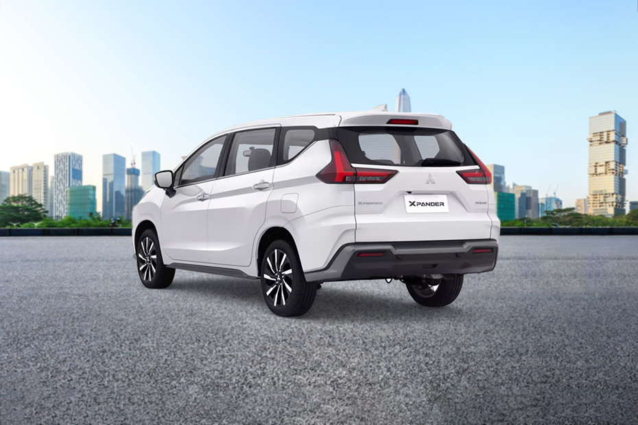 Rear Cross Side View of Mitsubishi Xpander